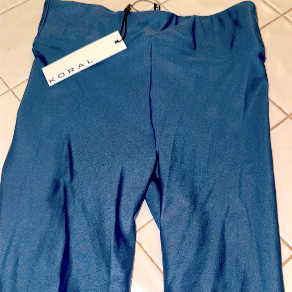 NWT KORAL leggings. Denim blue leggings XS